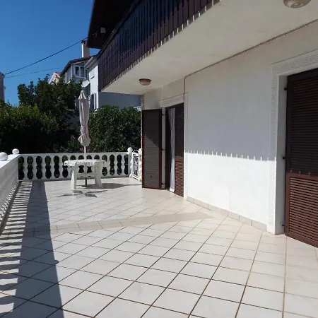 Mir Apartmán *